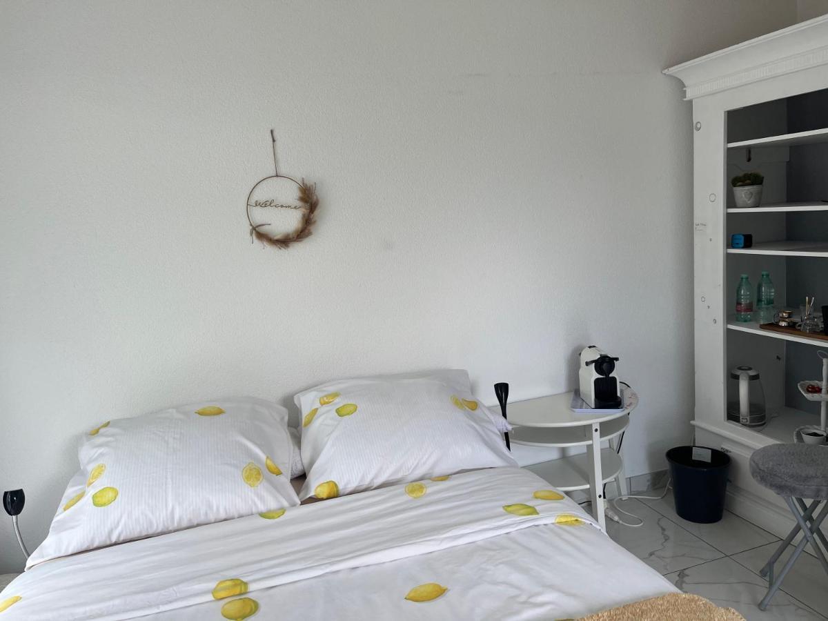 Au Bord De L'Eau Apartment Orpund Екстериор снимка